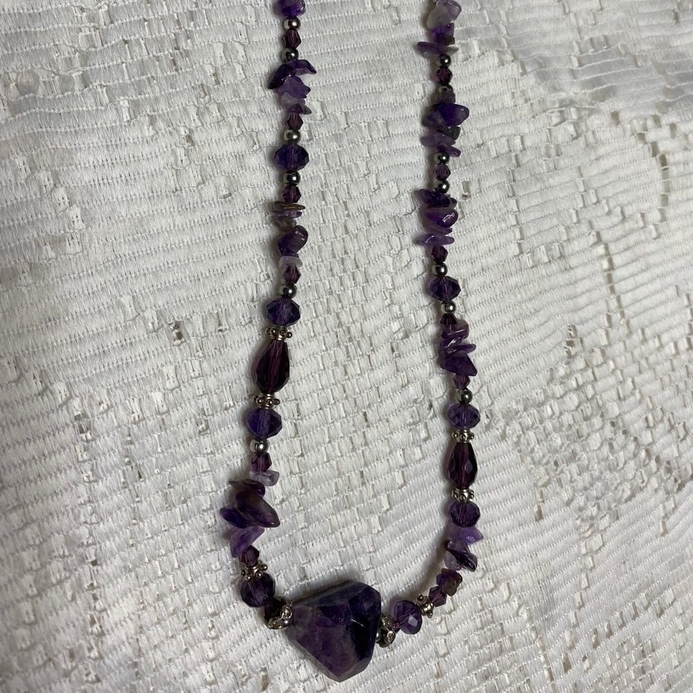 AUTHENTIC AMYTISH STONE NECKLACE